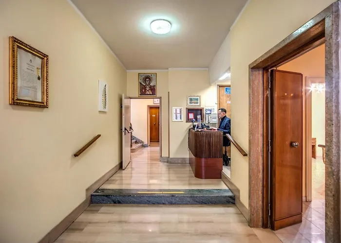 Casa Per Ferie Ravasco San Pietro Affittacamere Roma