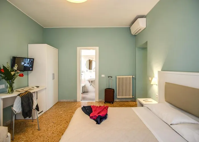 Casa Per Ferie Ravasco San Pietro Affittacamere 3*