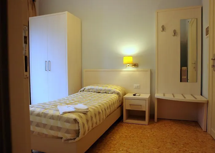 Affittacamere Casa Per Ferie Ravasco San Pietro 3*
